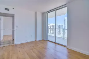 5900 Collins Ave, Miami Beach, FL 33140 - Photo 21