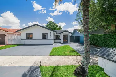 5923 SW 147th Pl, Miami, FL 33193 - Photo 1