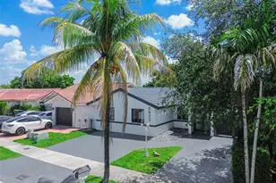 5923 SW 147th Pl, Miami, FL 33193 - Photo 5