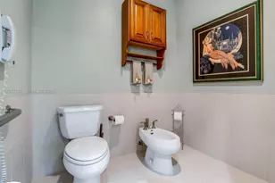 2820 NE 44th St, Lighthouse Point, FL 33064 - Photo 31