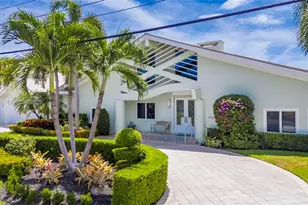 2820 NE 44th St, Lighthouse Point, FL 33064 - Photo 3