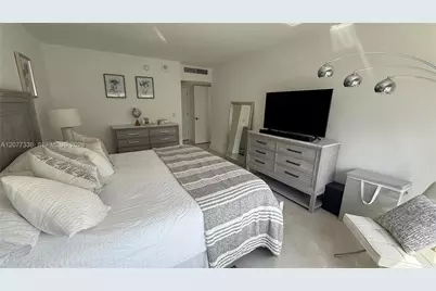 5600 Collins Ave #11C, Miami Beach, FL 33140 - Photo 23