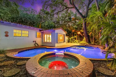 5111 Maggiore St, Coral Gables, FL 33146 - Photo 3