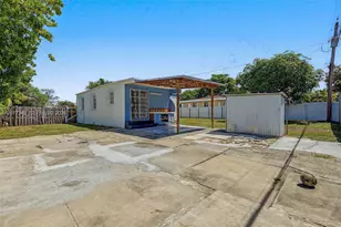 3940 NW 2nd St, Miami, FL 33126 - Photo 19