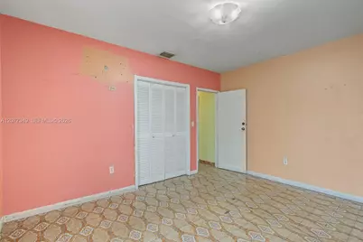 3940 NW 2nd St, Miami, FL 33126 - Photo 13