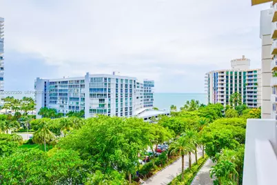 1121 Crandon Blvd #E702, Key Biscayne, FL 33149 - Photo 7