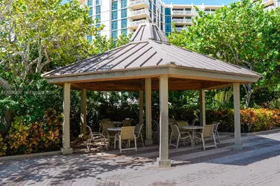 1121 Crandon Blvd #E702, Key Biscayne, FL 33149 - Photo 31