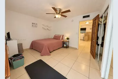 528 Meridian Ave #202A, Miami Beach, FL 33139 - Photo 9