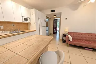 528 Meridian Ave, Miami Beach, FL 33139 - Photo 3