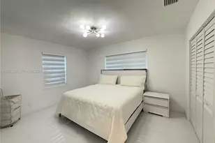 937 SW 18th Ct, Fort Lauderdale, FL 33315 - Photo 5