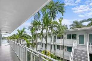 2430 NE 135th St, North Miami, FL 33181 - Photo 5