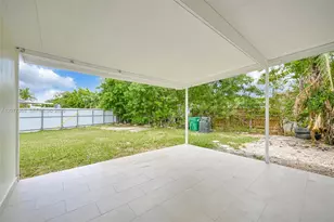 28740 SW 143rd Ct, Homestead, FL 33033 - Photo 7