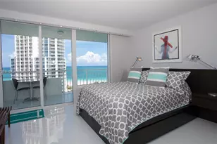 400 South Pointe Dr, Miami Beach, FL 33139 - Photo 9