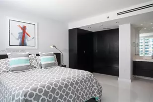 400 South Pointe Dr, Miami Beach, FL 33139 - Photo 7
