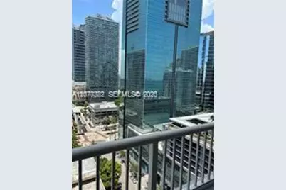 170 SE 14th St #1502, Miami, FL 33131 - Photo 9
