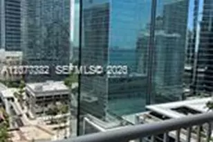 170 SE 14th St, Miami, FL 33131 - Photo 9