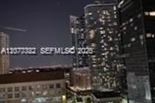 170 SE 14th St, Miami, FL 33131 - Photo 13