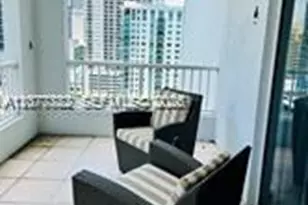 170 SE 14th St, Miami, FL 33131 - Photo 7