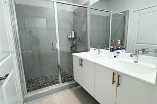4867 NW 84th Ave, Doral, FL 33166 - Photo 11