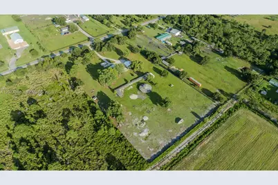 1659 Crescent Ave, Other City - In The State Of Florida, FL 33935 - Photo 17