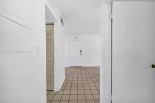 220 NW 107th Ave, Miami, FL 33172 - Photo 17