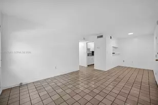 220 NW 107th Ave, Miami, FL 33172 - Photo 5