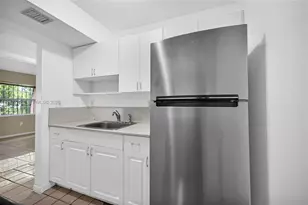 220 NW 107th Ave, Miami, FL 33172 - Photo 9