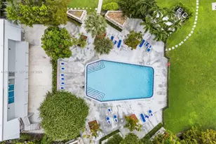 210 Sea View Dr, Key Biscayne, FL 33149 - Photo 27