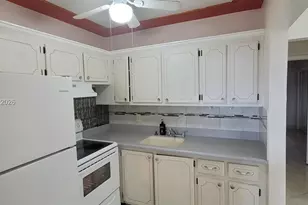 190 Salisbury H, West Palm Beach, FL 33417 - Photo 7
