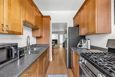 1840 James Ave #13, Miami Beach, FL 33139 - Photo 11