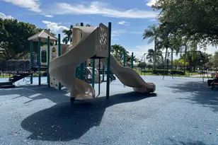 761 Tanglewood Cir, Weston, FL 33327 - Photo 55