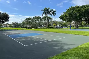 761 Tanglewood Cir, Weston, FL 33327 - Photo 53
