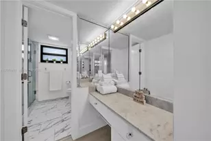 2401 S Ocean Dr, Hollywood, FL 33019 - Photo 17