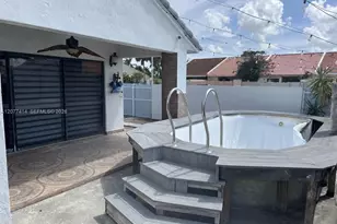 5861 SW 149th Ct, Miami, FL 33193 - Photo 15