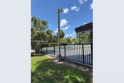 7235 NW 179th St #101, Hialeah, FL 33015 - Photo 17