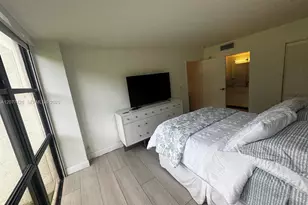 16919 N Bay Rd, Sunny Isles Beach, FL 33160 - Photo 9