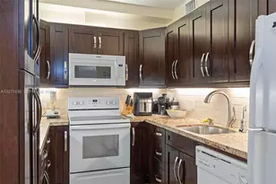 1980 S Ocean Dr, Hallandale Beach, FL 33009 - Photo 9