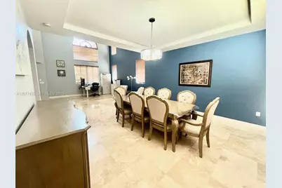912 NE 35th Ave, Homestead, FL 33033 - Photo 9