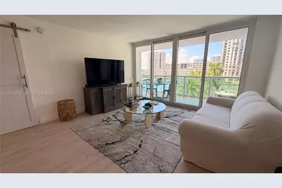100 Bayview Dr #431, Sunny Isles Beach, FL 33160 - Photo 5