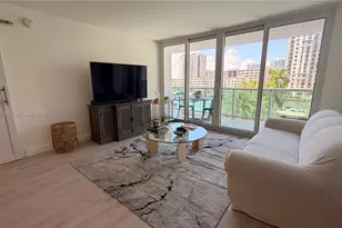 100 Bayview Dr, Sunny Isles Beach, FL 33160 - Photo 5
