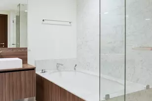 1000 Brickell Plaza, Miami, FL 33131 - Photo 15