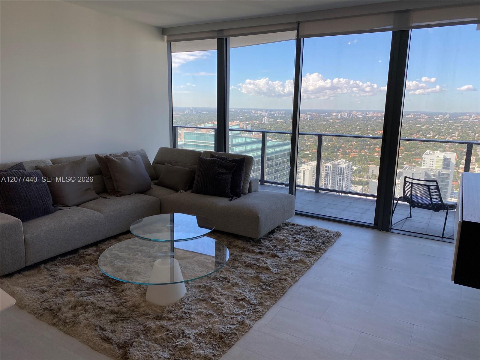 1000 Brickell Plaza #4506 - 1000 Brickell Plaza #4506, Miami, FL 33131 Luxury Property | Jose Angel Pina
