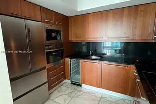 1331 Brickell Bay Dr, Miami, FL 33131 - Photo 7