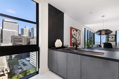 1010 Brickell Ave #1701, Miami, FL 33131 - Photo 11