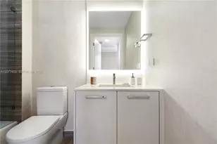 1010 Brickell Ave, Miami, FL 33131 - Photo 33