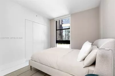 1010 Brickell Ave #1701, Miami, FL 33131 - Photo 31