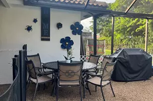 913 NW 110th Ln, Coral Springs, FL 33071 - Photo 9