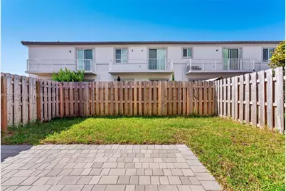 746 SE 14th St, Homestead, FL 33034 - Photo 27