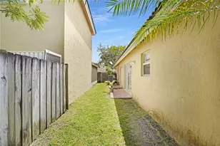 13950 SW 155th Ct, Miami, FL 33196 - Photo 19