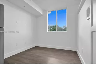 1620 NW 18th St #305, Miami, FL 33125 - Photo 3